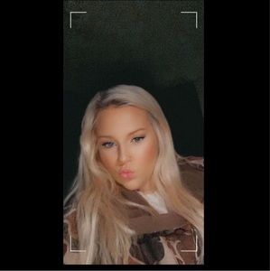 Meet your Posher, Ashton